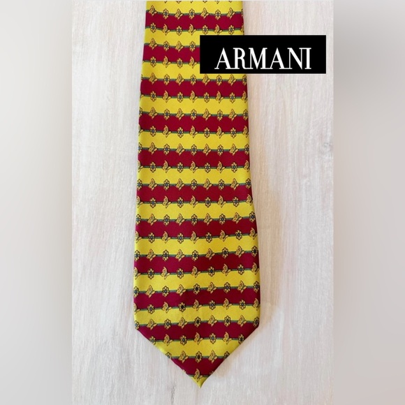 Giorgio Armani Cravatte Vintage Men’s Tie - Picture 1 of 5
